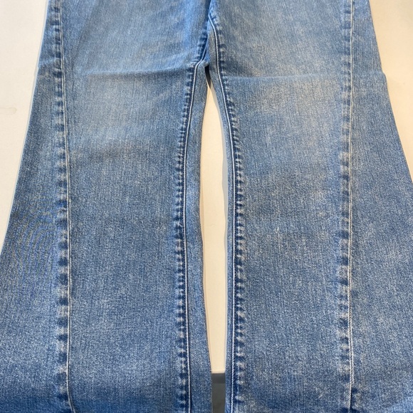 Pilcro High Rise Flare Jeans 31 - Picture 2 of 3